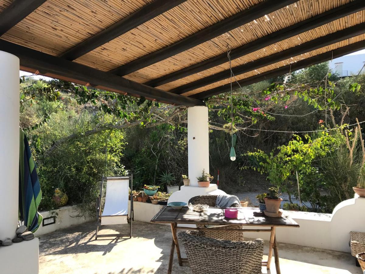 B&B Al Salvatore Di Lipari Extérieur photo