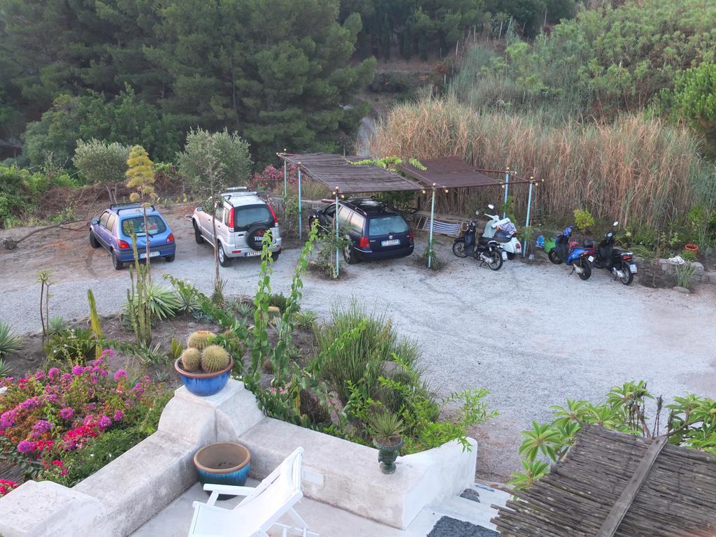 B&B Al Salvatore Di Lipari Extérieur photo